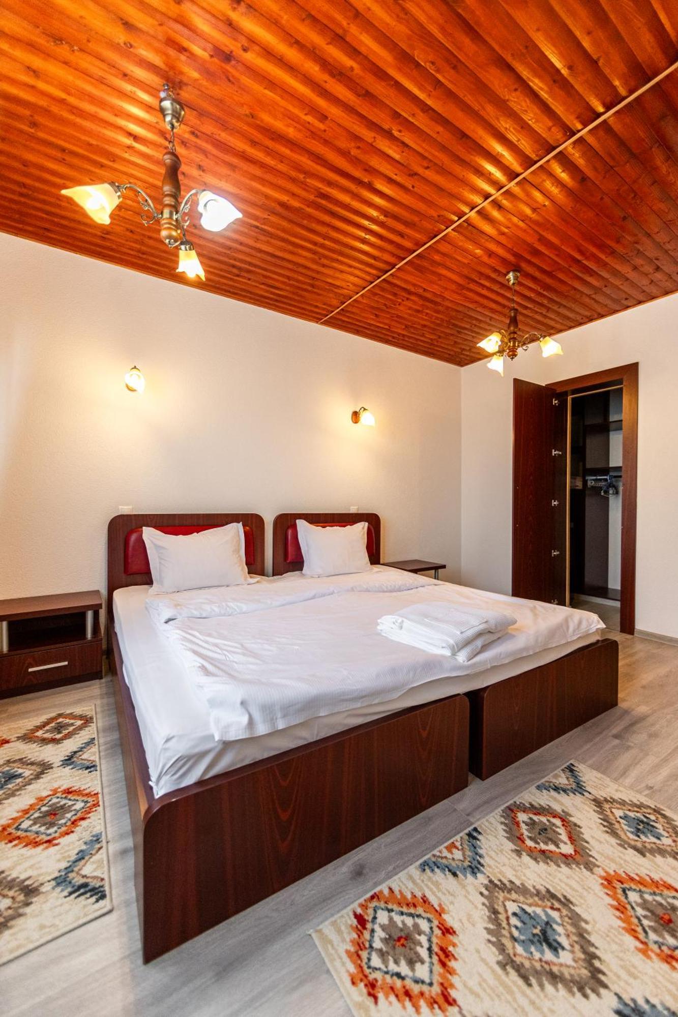 Resort Europark Fundata Bagian luar foto