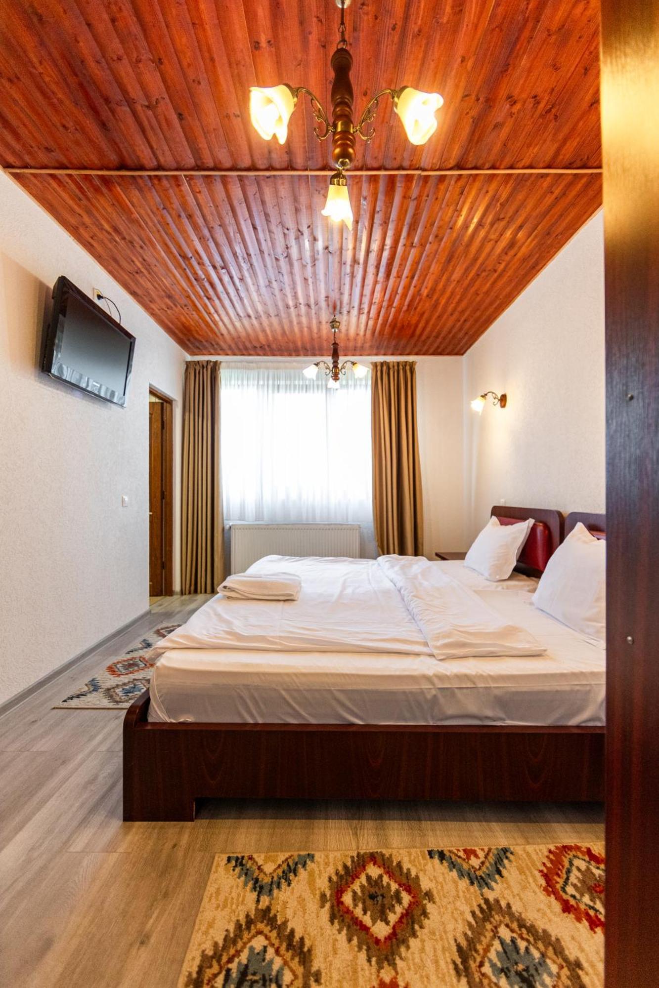 Resort Europark Fundata Bagian luar foto