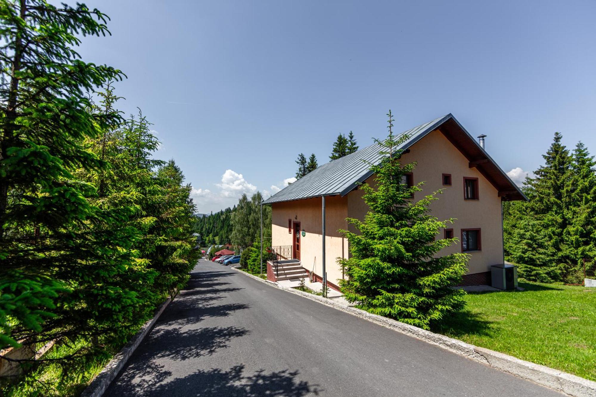 Resort Europark Fundata Bagian luar foto